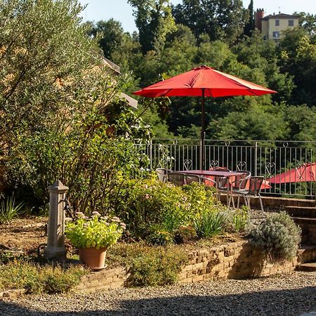 Villa Pesce, Момбаруццо Экстерьер фото