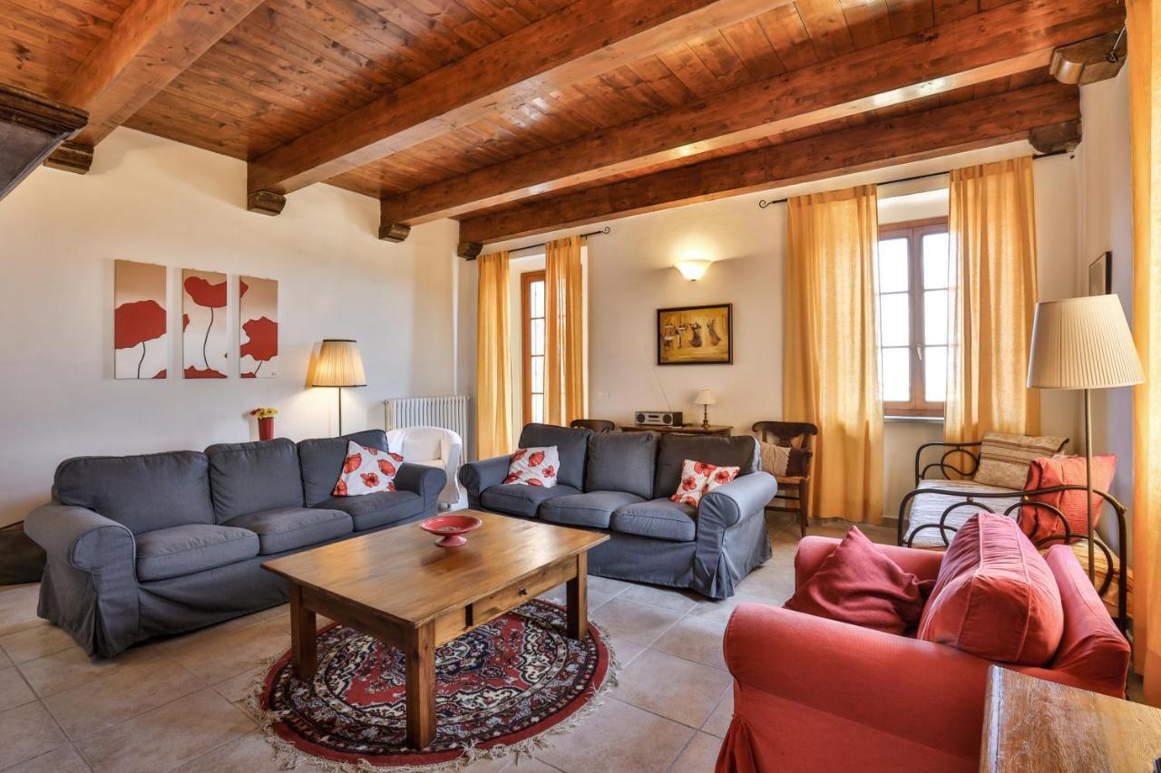 Villa Pesce, Момбаруццо Экстерьер фото