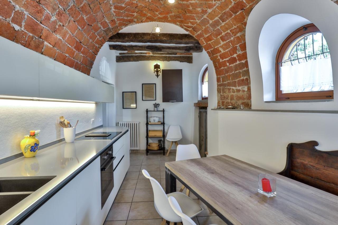 Villa Pesce, Момбаруццо Экстерьер фото